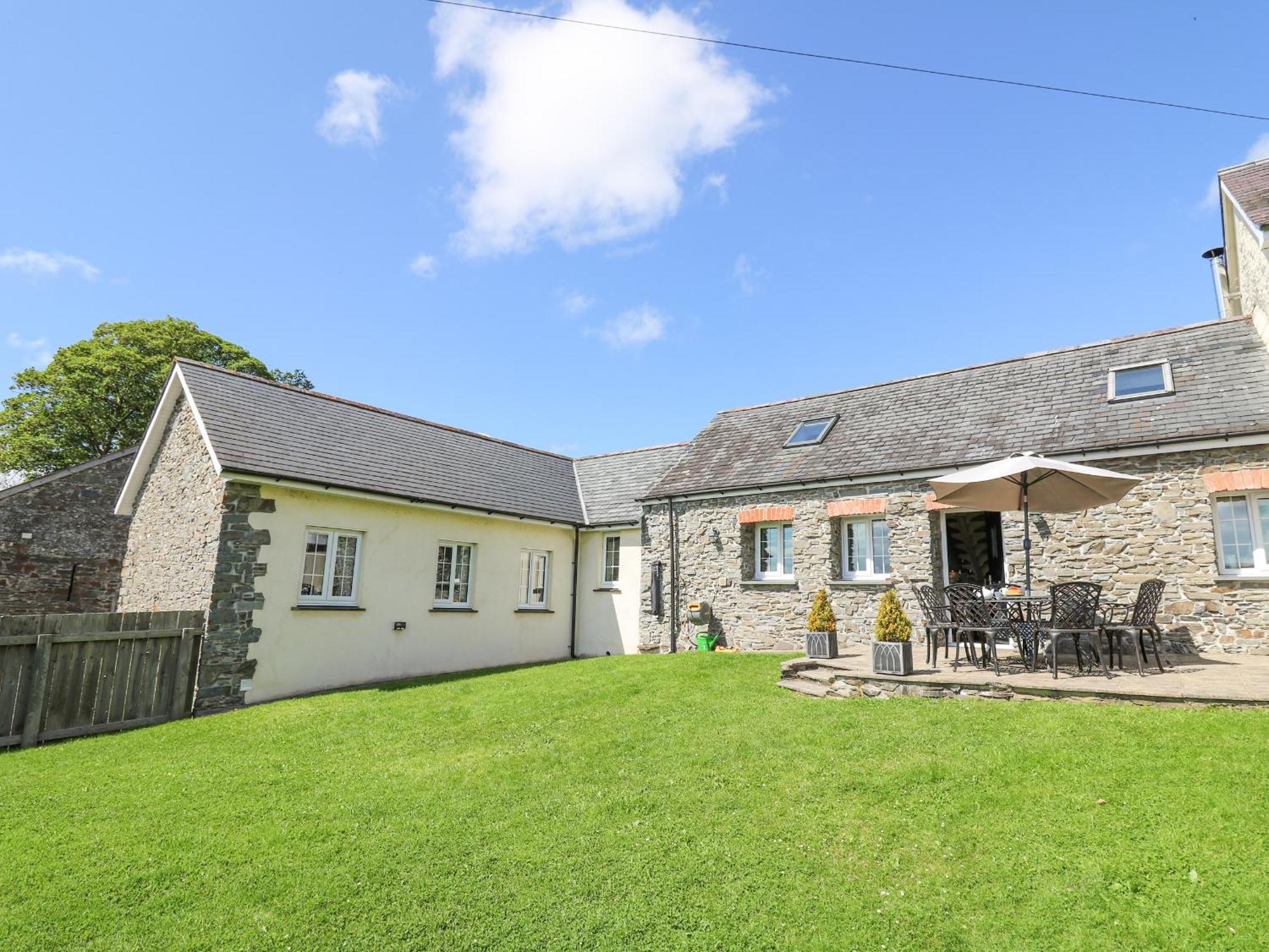 Yr Hen Beudy Villa Aberystwyth Exterior photo